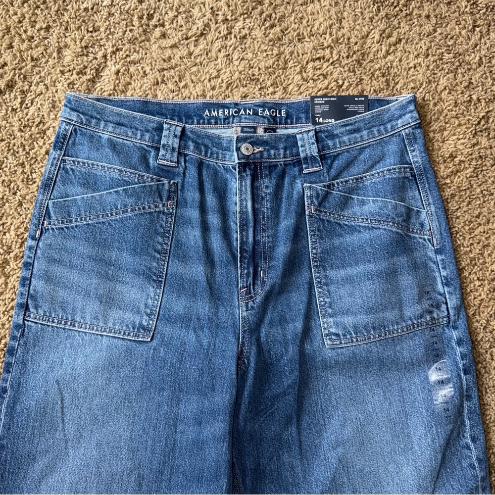 Women’s American Eagle Baggy Straight Jeans Size 14 Long - Picture 4 of 9